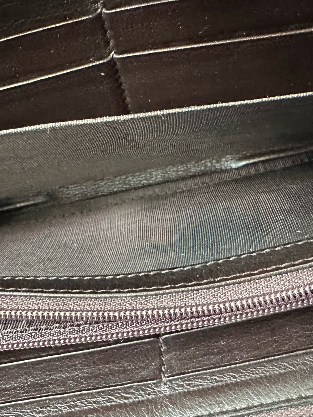 Gucci Chocolate Brown GG Zip Wallet - Picture 7 of 8